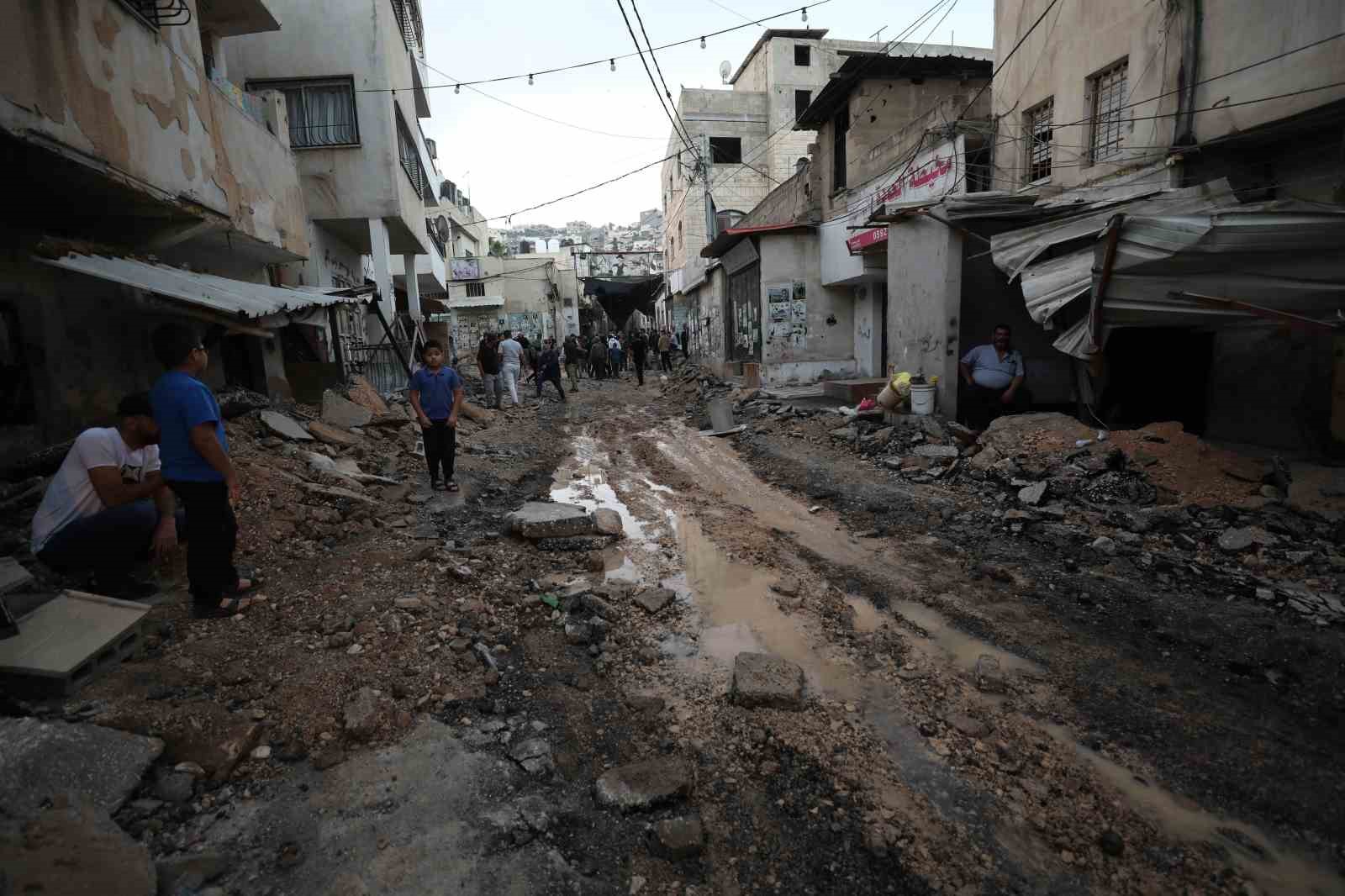 İsrail, Batı Şeria’ya baskın düzenledi: 8 ölü
