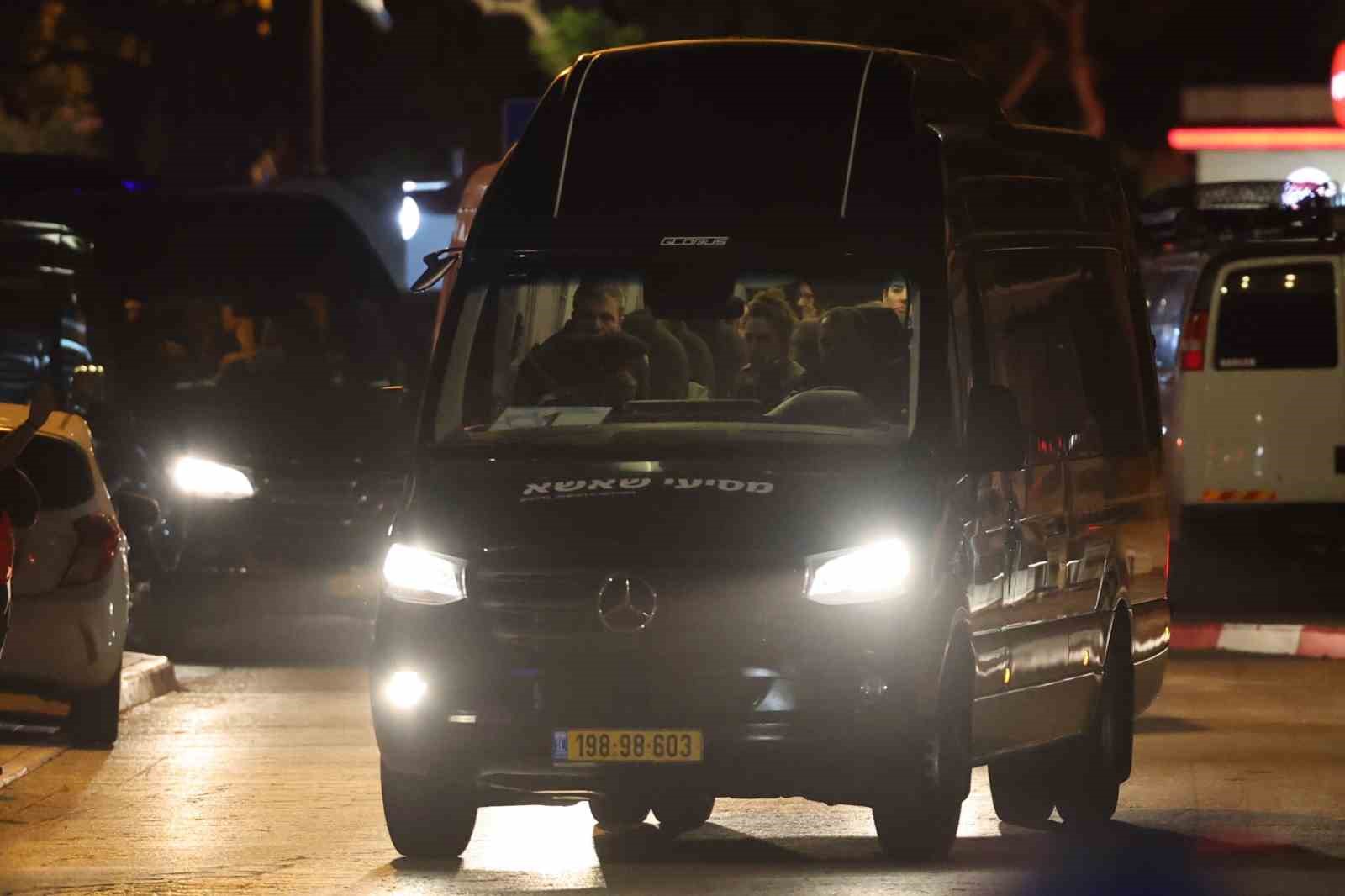 İsrail ile Hamas arasında 2’nci esir takası yapıldı