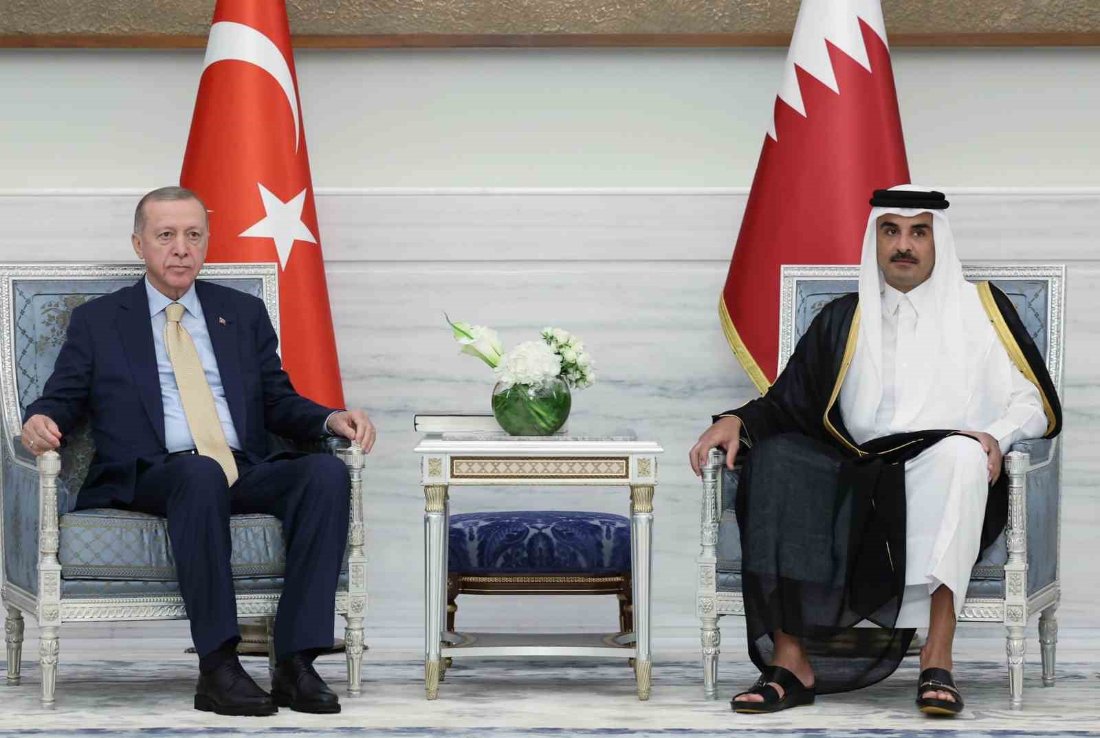 Cumhurbaşkanı Erdoğan ile Katar Emiri Al Thani Gazze’de ateşkes ve kalıcı barış çabalarını ele aldı