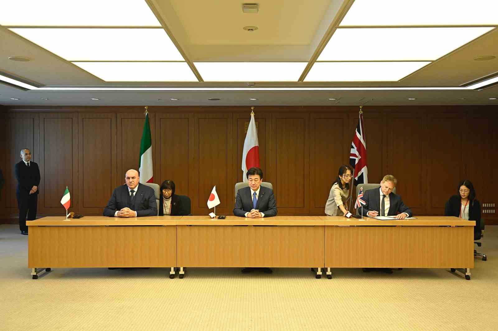 Japonya, İngiltere ve İtalya, ortak savaş uçağı geliştirmek için anlaştı