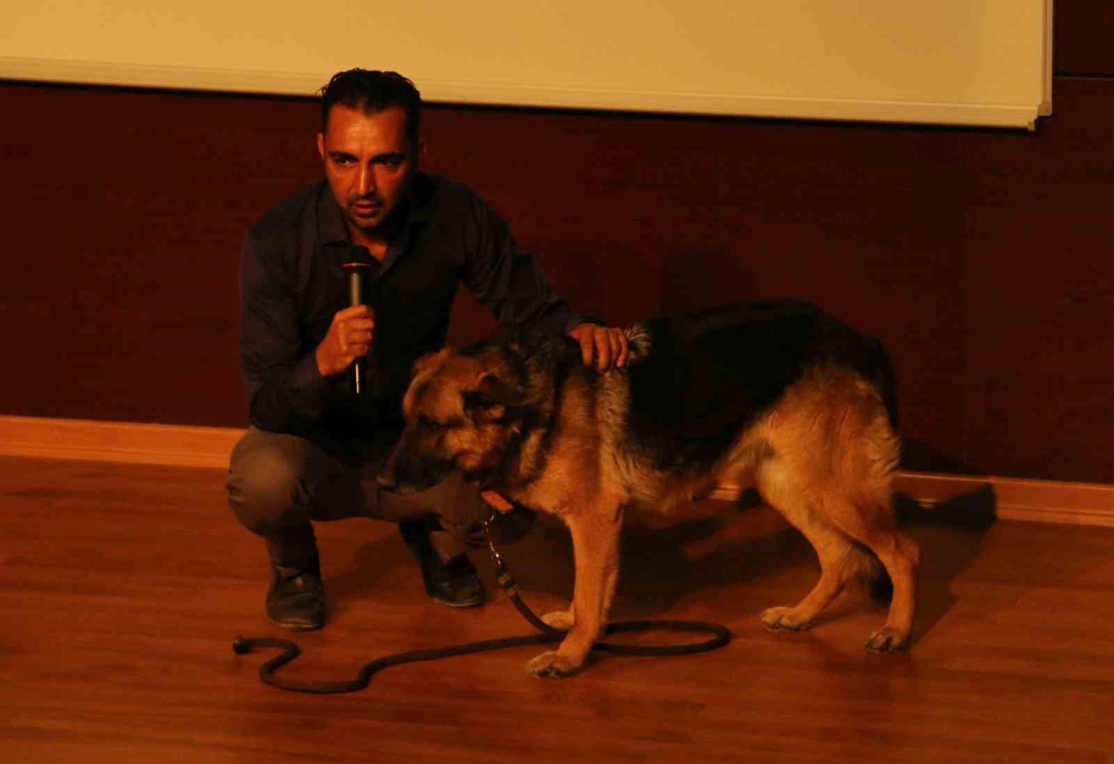 NEVÜ’de “Kent Yaşamında Sokak Hayvanları” konulu seminer düzenlendi