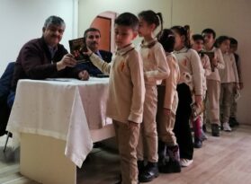 AYTEKİN’DEN TURGUT AKDEVELIOĞLU İLKOKULUNDA SÖYLEŞİ