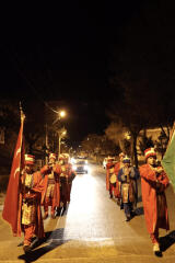 NEVŞEHİR’DE VATANDAŞLAR SAHURA MEHTER MARŞI İLE KALKTI