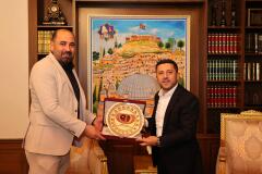 KAYMAKLI BELEDİYE BAŞKANI ÇEKİÇ’TEN, NEVŞEHİR BELEDİYE BAŞKANI ARI’YA ZİYARET