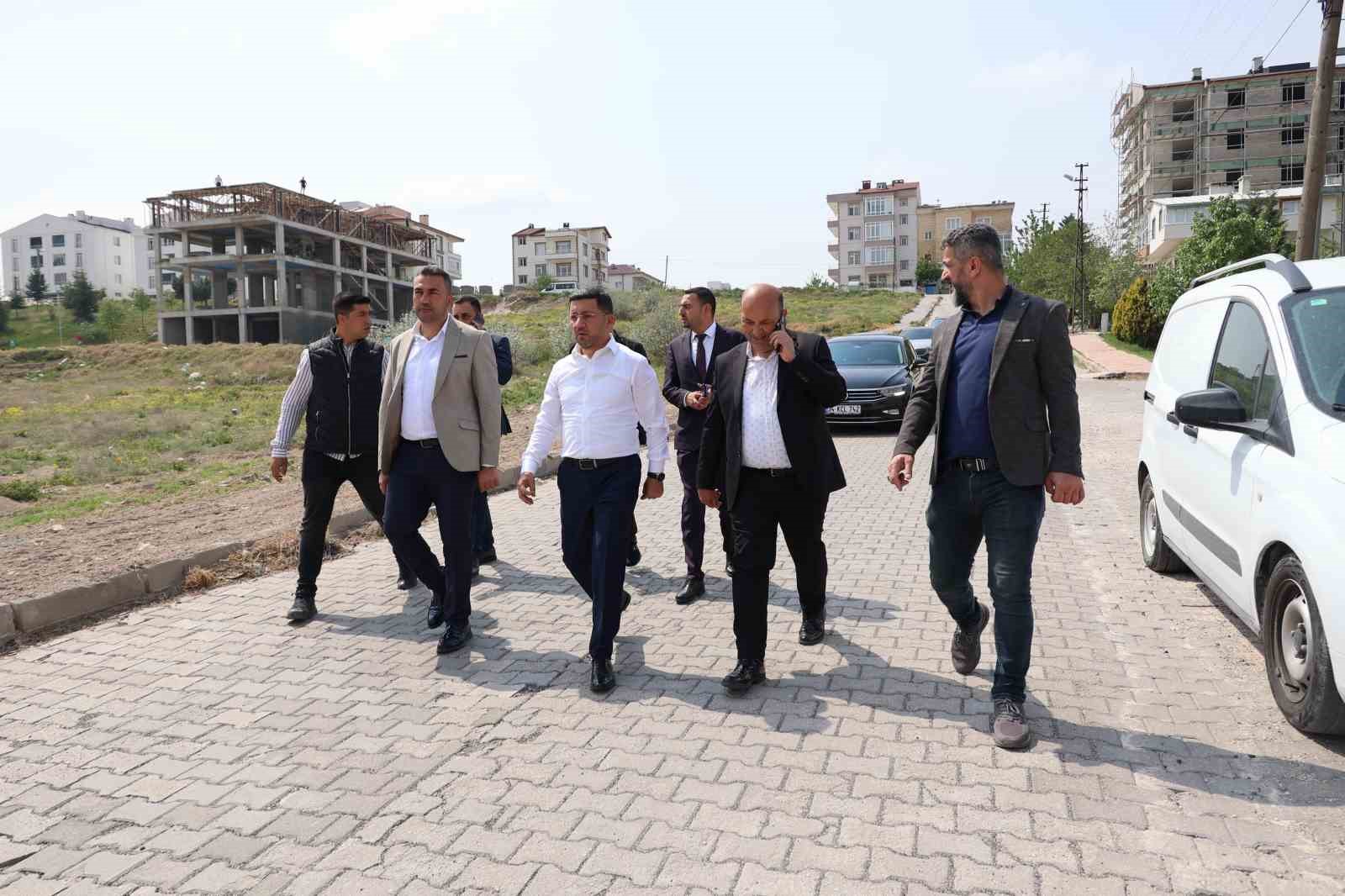 Nevşehir’de bozuk yollar onarılıyor