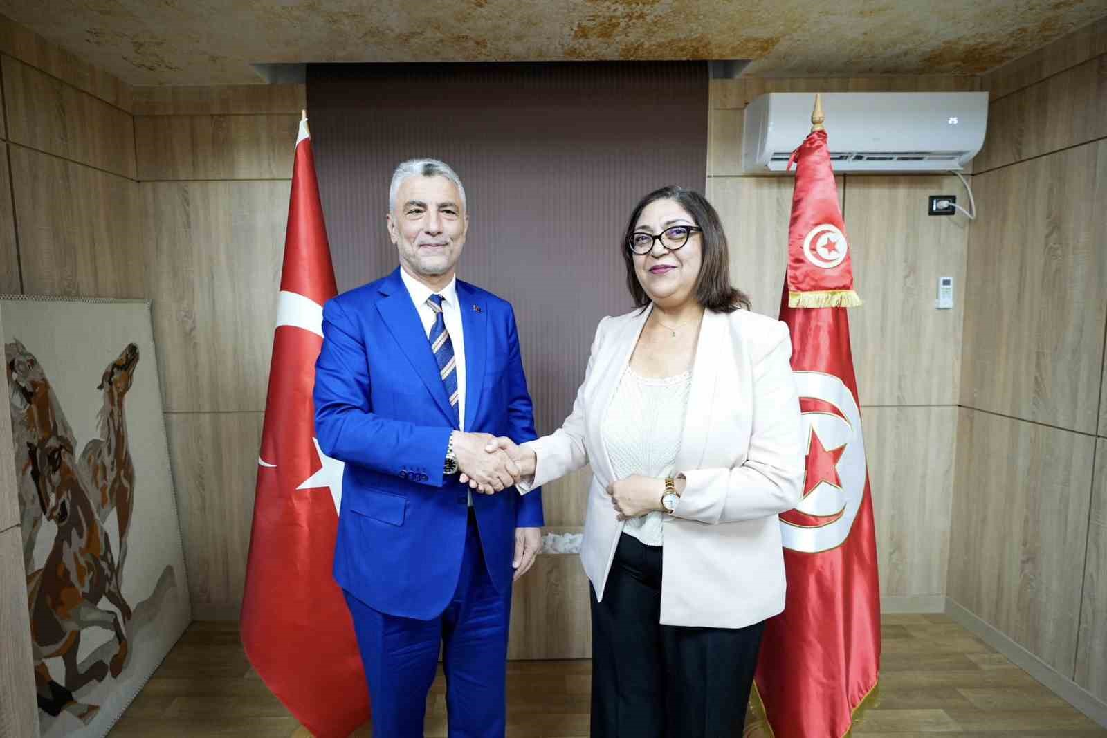 Bakan Bolat, Tunus Ticaret ve İhracatı Geliştirme Bakanı Guezzah ile görüştü