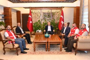 Türk Kızılay Nevşehir İl Merkez Başkanı Ercan Civelek’den Valimiz Sayın Ali Fidan’a ziyaret !