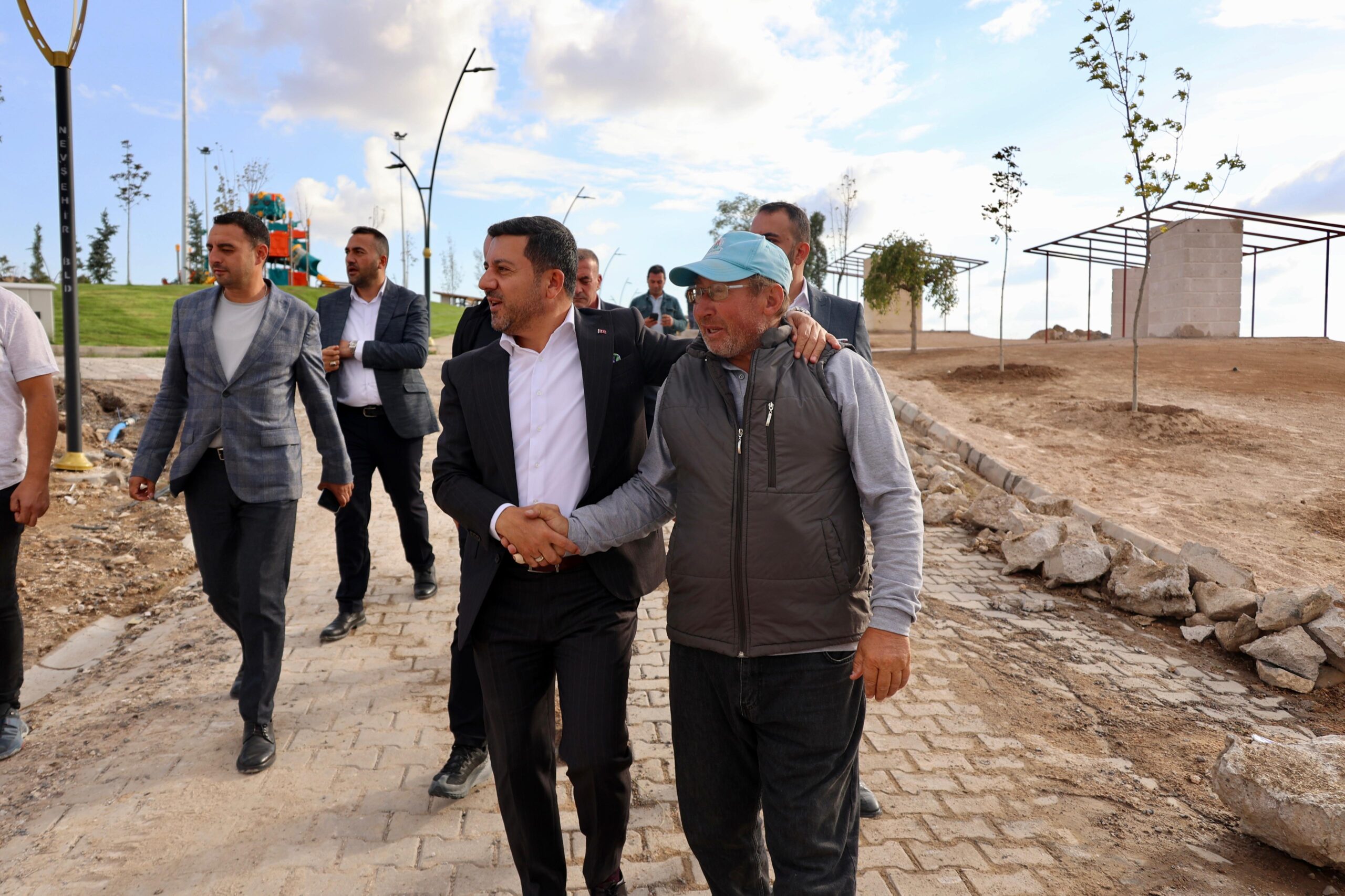 BAŞKAN RASİM ARI ÇALIŞMA ALANLARINDA İNCELEMELERDE BULUNDU