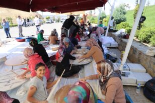 Gönüllü Kadınlar İhtiyaç Sahibi Aileler Ve Öğrenciler İçin Seferber Oldu