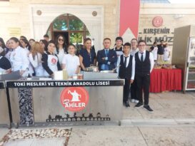 KAPADOKYA MESLEKİ VE TEKNİK ANADOLU LİSESİNDEN “GENÇ AHİLER YEMEK YARIŞMASI”NDA 3.LÜK