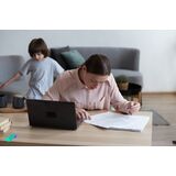 Veliler ve öğrenciler dertli: “Yurtlar yetersiz, eğitim ve servis ücretleri cep yakıyor”