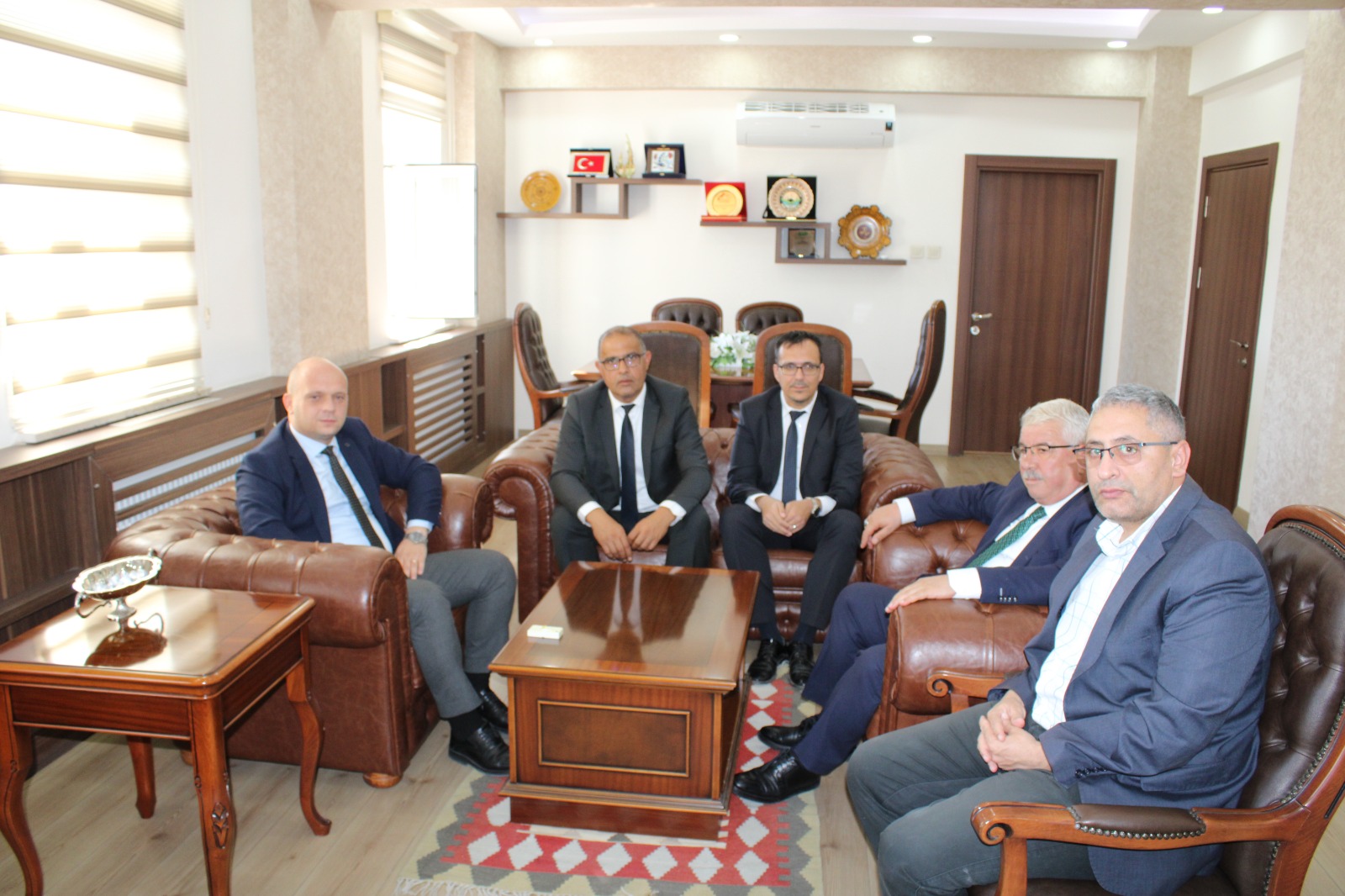 İLÇE MİLLİ EĞİTİM MÜDÜRLERİYLE ACIGÖL İLÇESİNDE EĞİTİM DEĞERLENDİRME TOPLANTISI YAPILDI