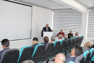 EĞİTİM CAMİASI ”TÜRKİYE YÜZYILI MAARİF MODELİ” SEMİNERİNDE BİR ARAYA GELDİ