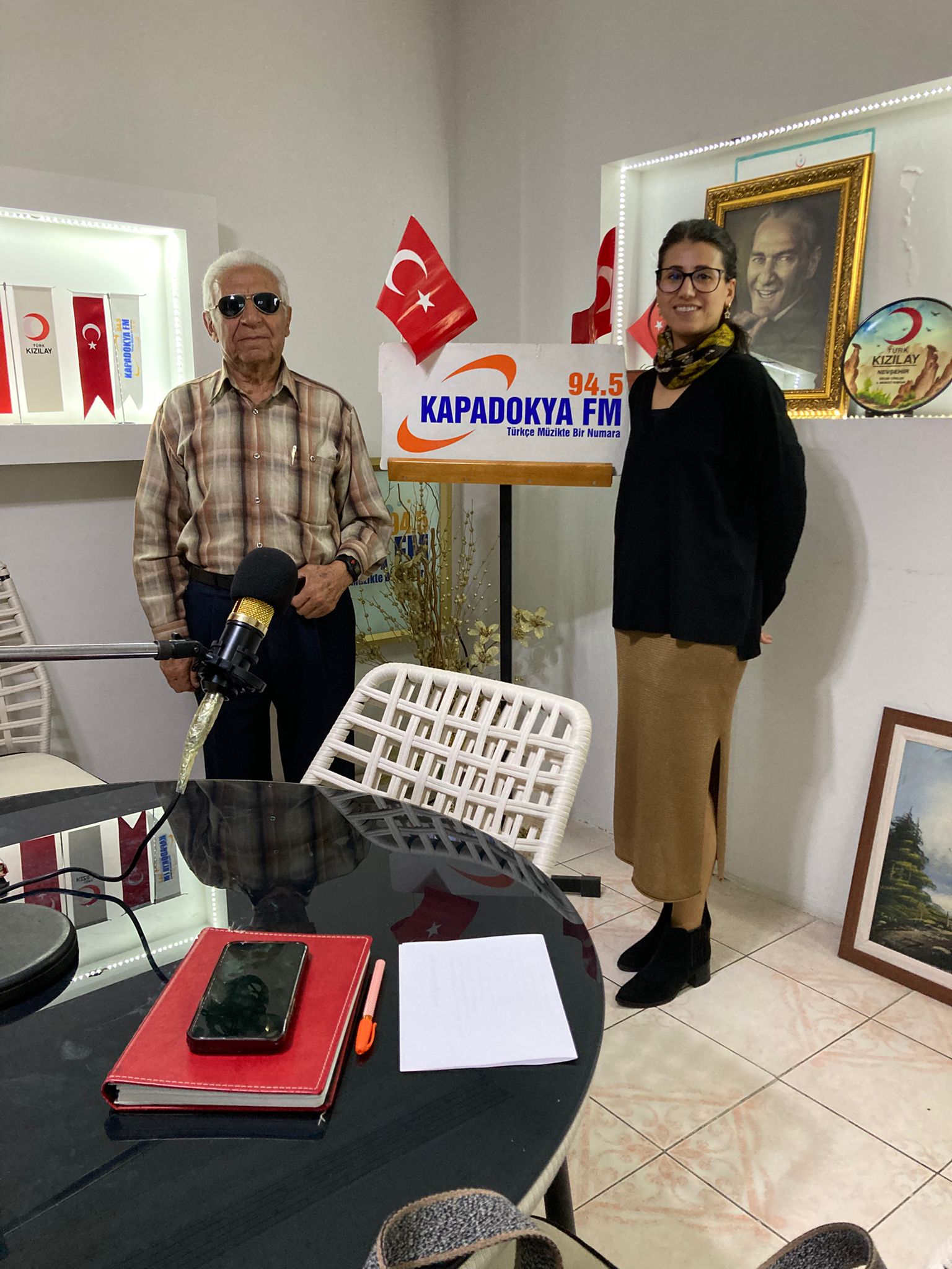 Ömer Kavak ve Tansu Bayram Uz Ekim ayı meme kanseri farkındalık ayı ile iligili programı