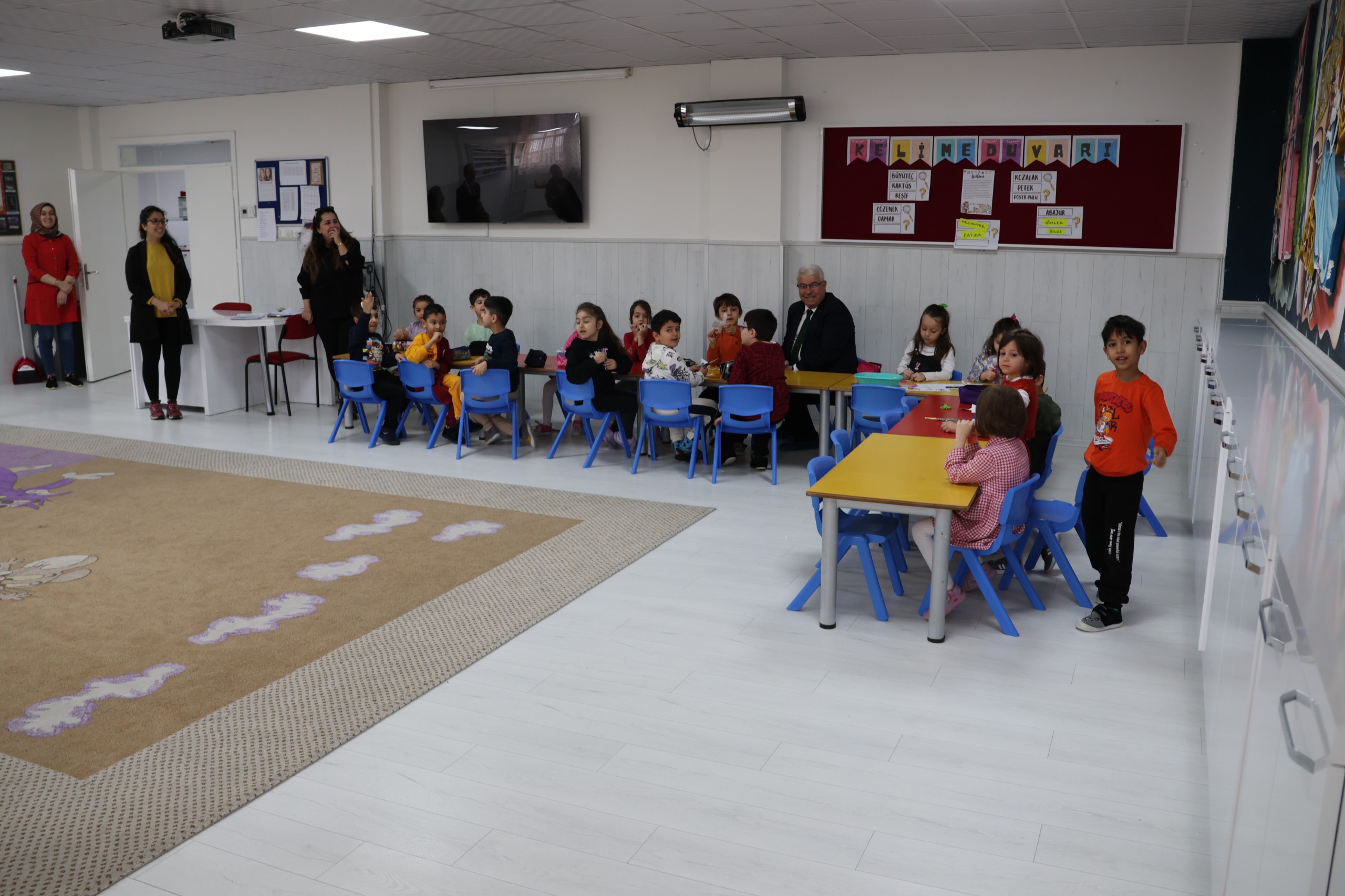 İL MİLLİ EĞİTİM MÜDÜRÜ YUSUF YAZICI, 23 NİSAN ANAOKULUNU ZİYARET ETTİ