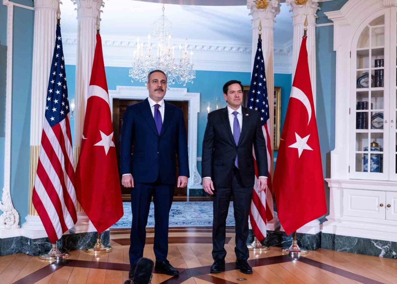 Dışişleri Bakanı Fidan, ABD Dışişleri Bakanı Rubio ile bir araya geldi