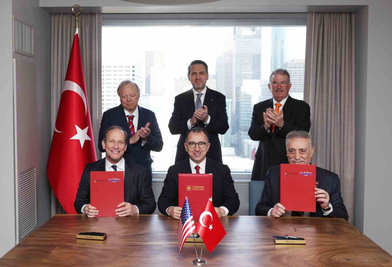 Enerji ve Tabii Kaynaklar Bakanı Bayraktar, ABD’de CERAWeek 2025’e katıldı