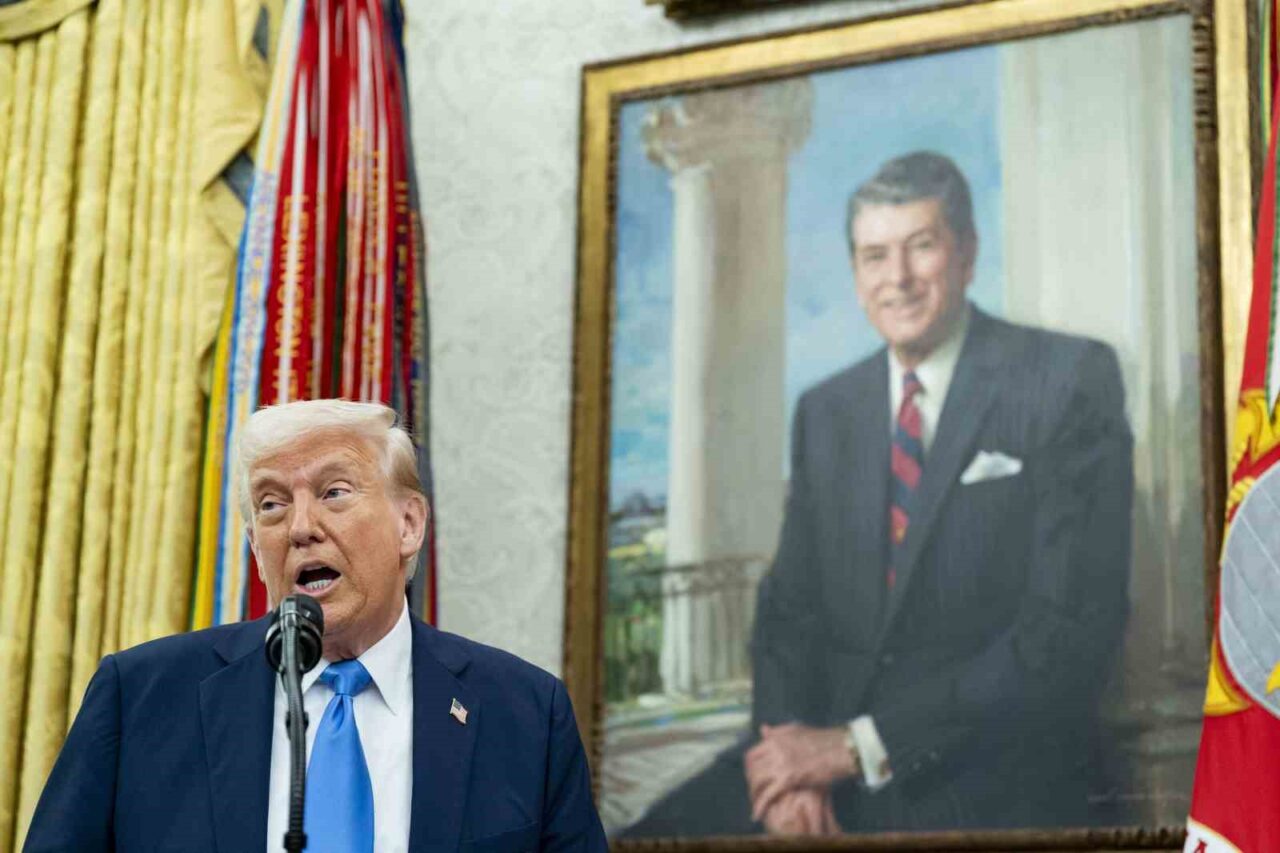 Trump: “Grönland’a sahip olmamız gerekiyor”