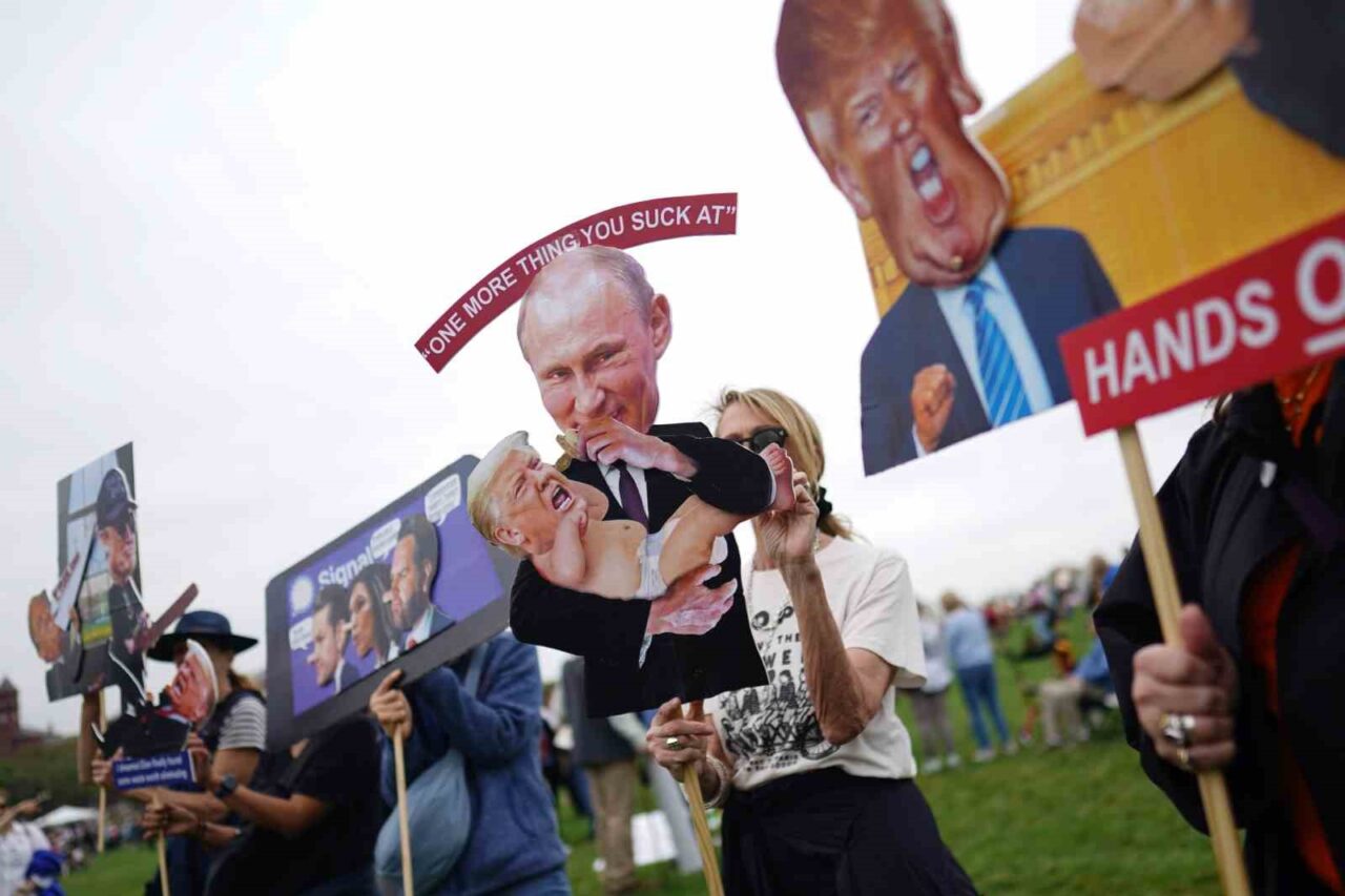 ABD’nin 50 eyaletinde Trump karşıtı gösteri