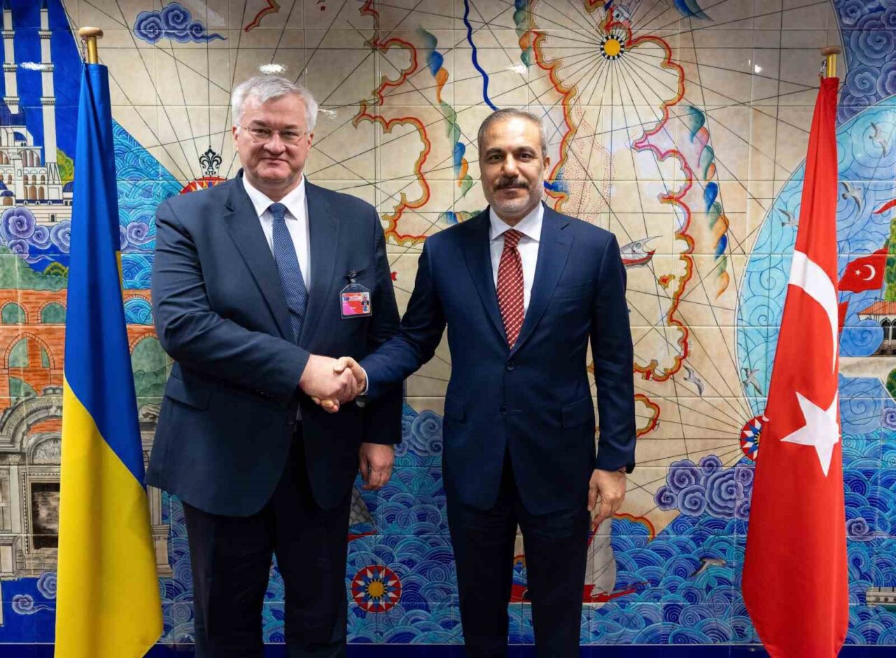 Bakan Fidan, Ukraynalı mevkidaşı Sybiha ile görüştü