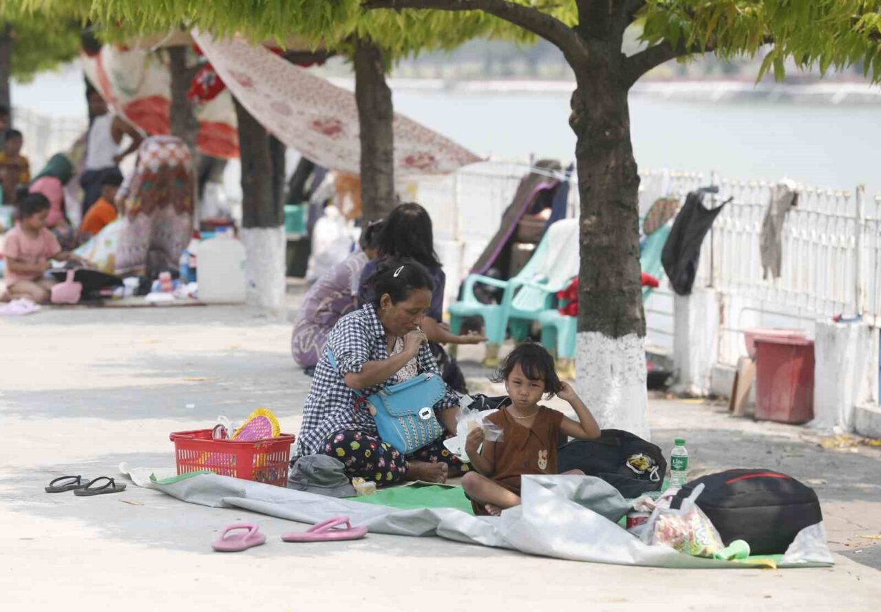 Myanmar’daki depremlerde can kaybı 2 bin 886’ya yükseldi