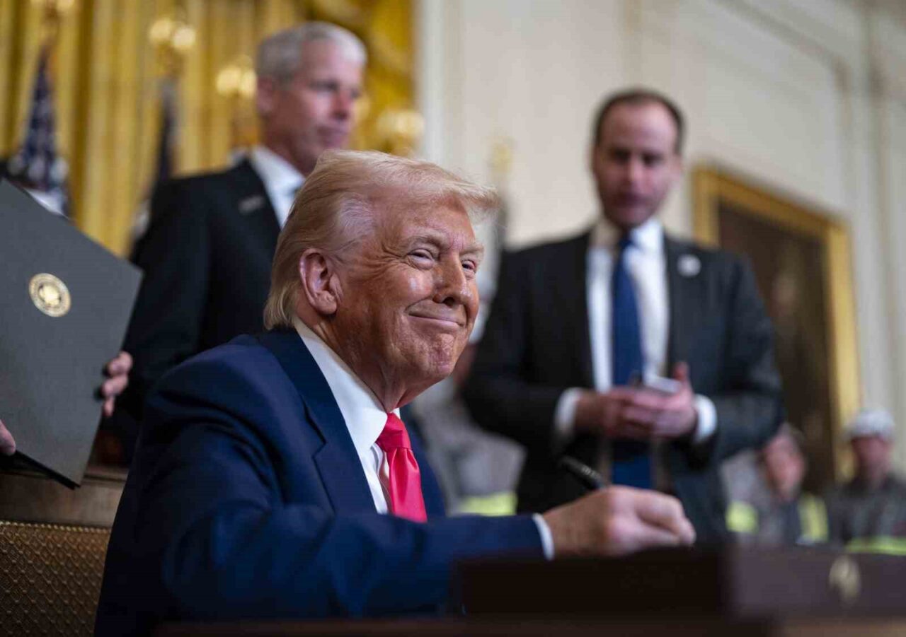Trump, Çin’e uygulanan gümrük vergisini yüzde 125’e çıkardı