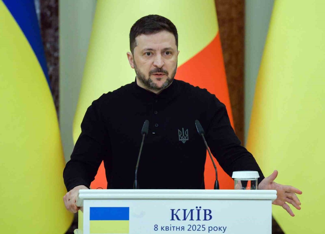 Zelenskiy: “Ateşkesin ardından her türlü formatta masaya oturmaya hazırız”