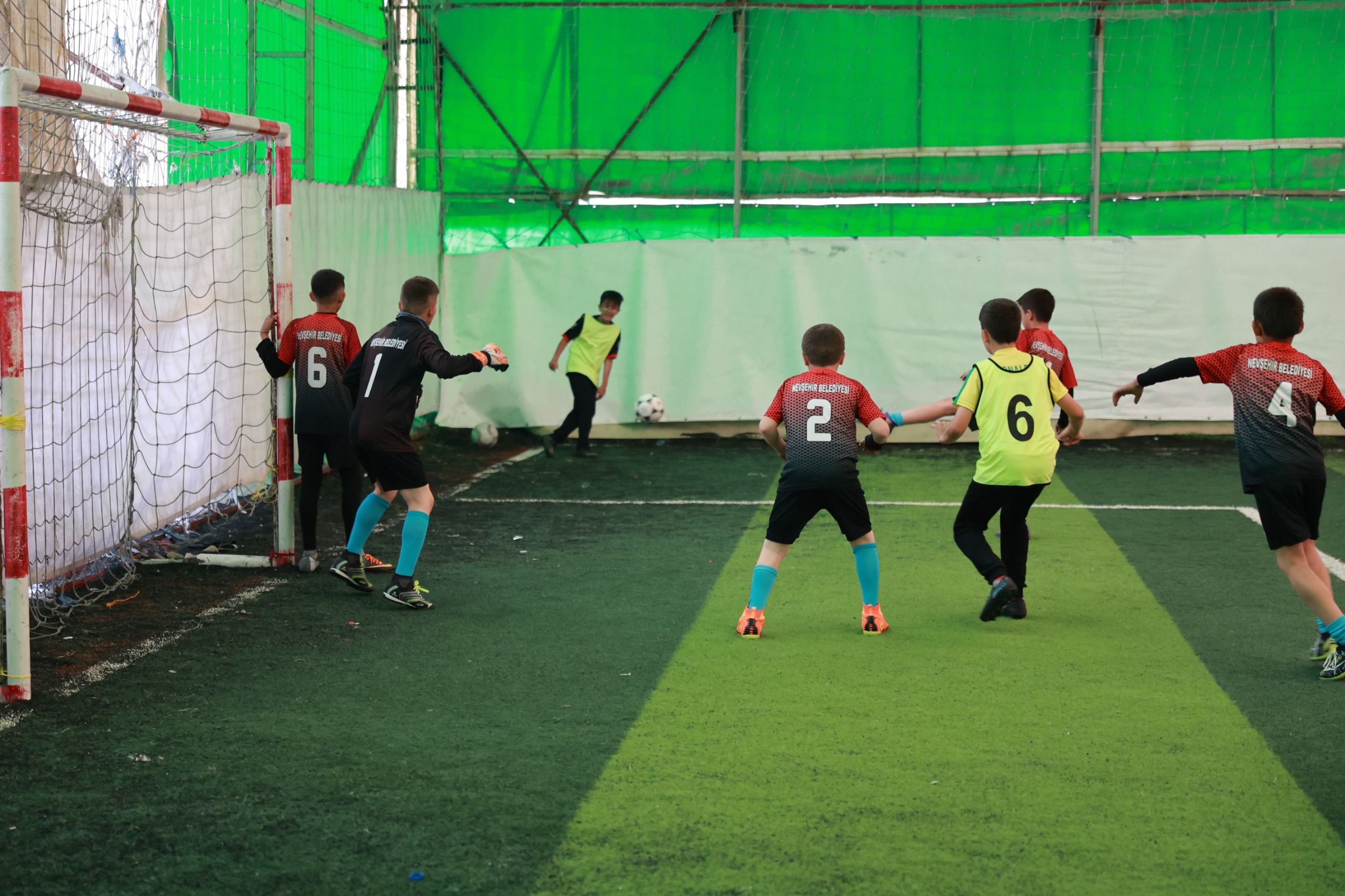 Nevşehir’de İlkokullar Arası Futbol Turnuvası Coşkusu