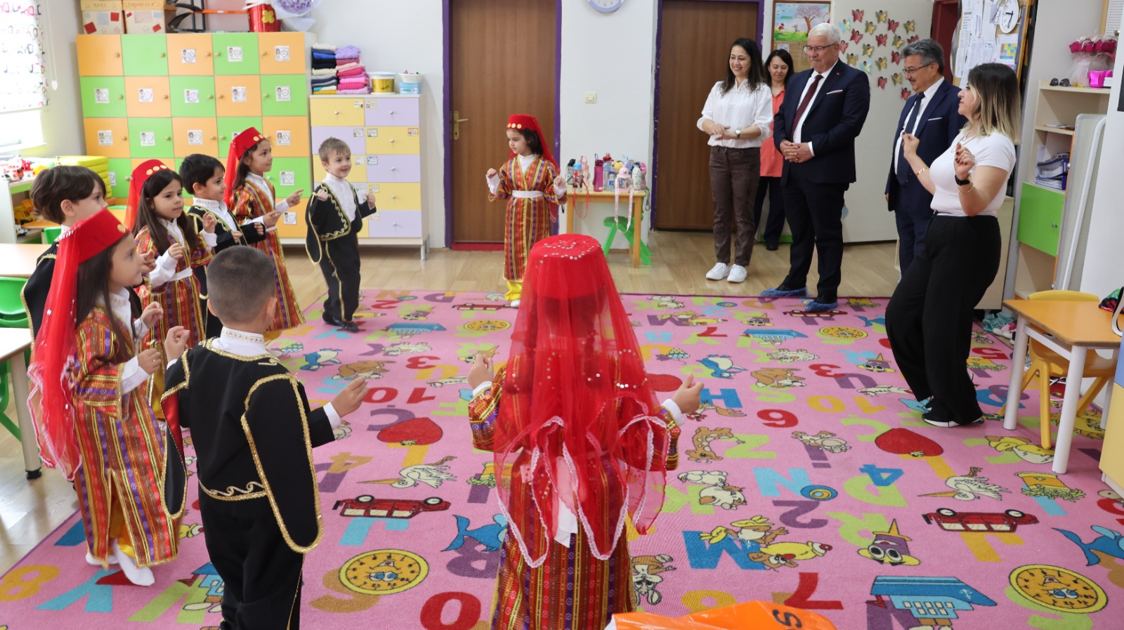 İl Milli Eğitim Müdürü Sayın Yusuf Yazıcı Lale Anaokulunu Ziyaret Etti