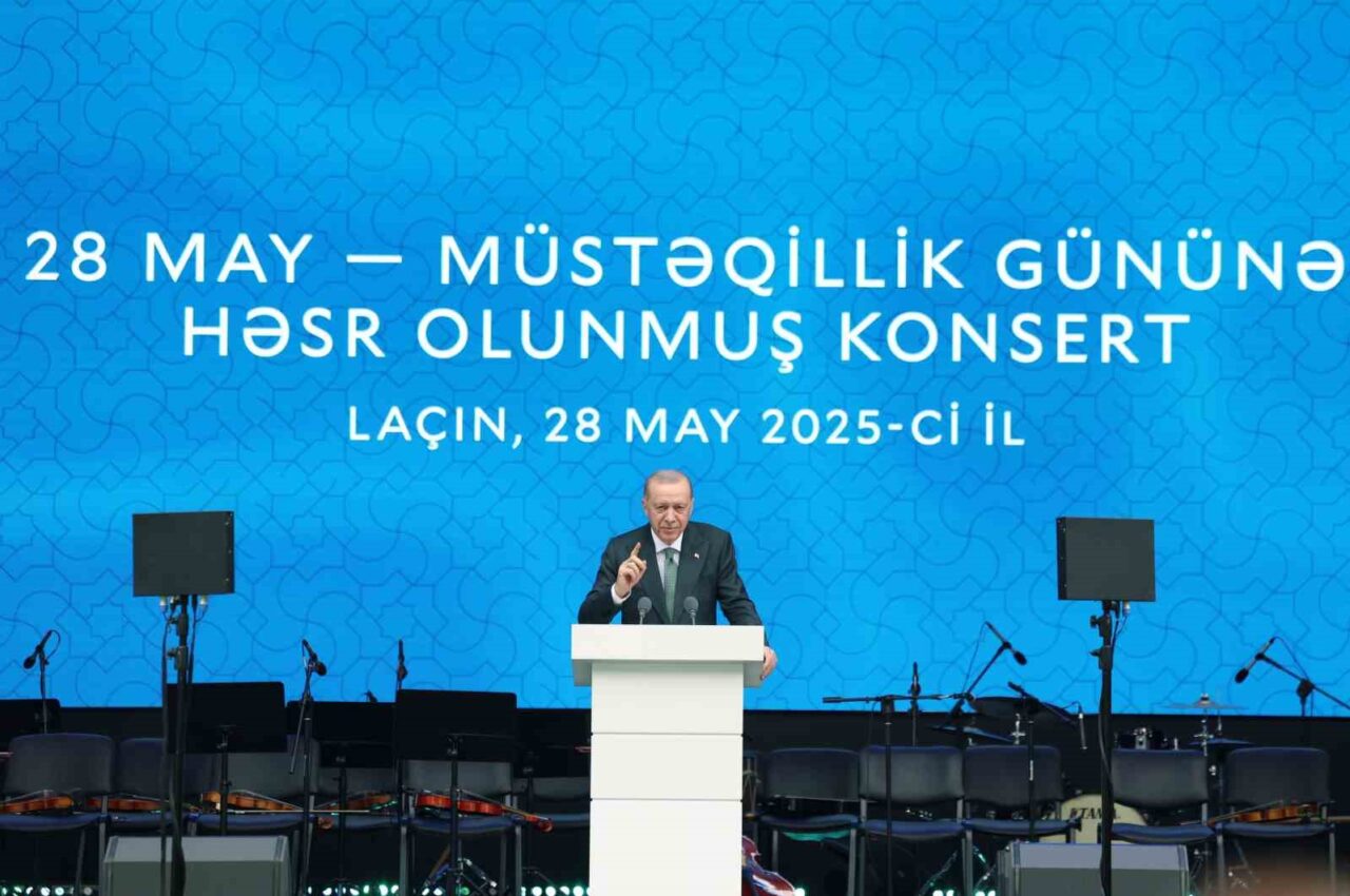 Cumhurbaşkanı Erdoğan: “İyi günde olduğu gibi zor günlerinde de Azerbaycan halkının her zaman yanında olacağız”