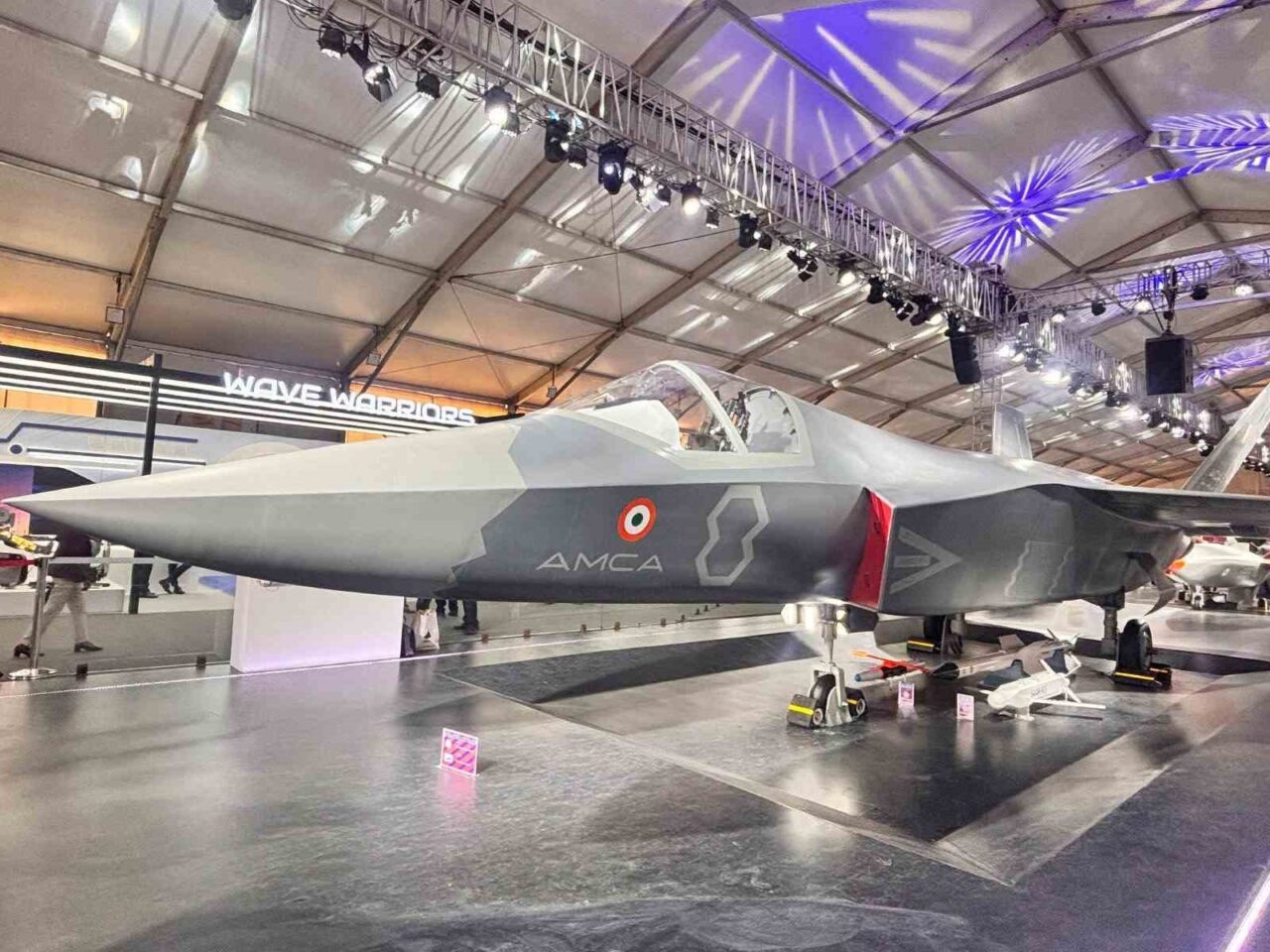 Hindistan yerli 5. nesil hayalet savaş uçağını geliştirecek