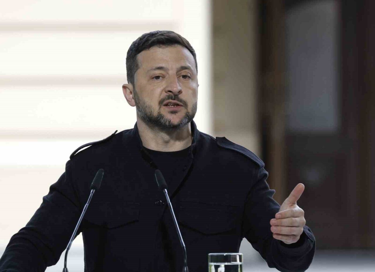 Zelenskiy: “Perşembe günü Putin’i Türkiye’de bekliyor olacağım”