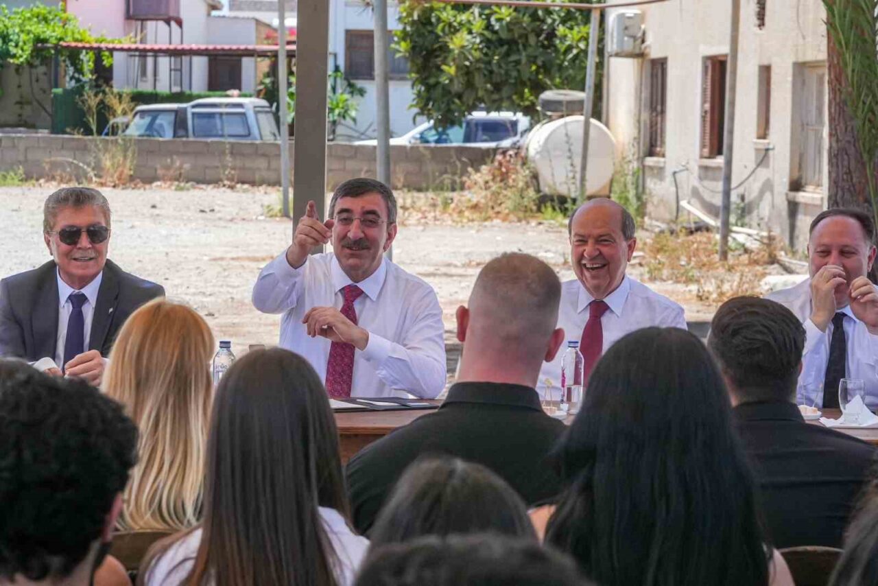 Cumhurbaşkanı Yardımcısı Yılmaz, KKTC Cumhurbaşkanı Tatar ve KKTC Başbakanı Üstel ile görüştü
