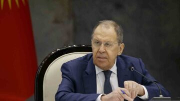 Lavrov: “NATO’nun savunma harcamalarındaki artış birliğin çöküşüne yol açacak”