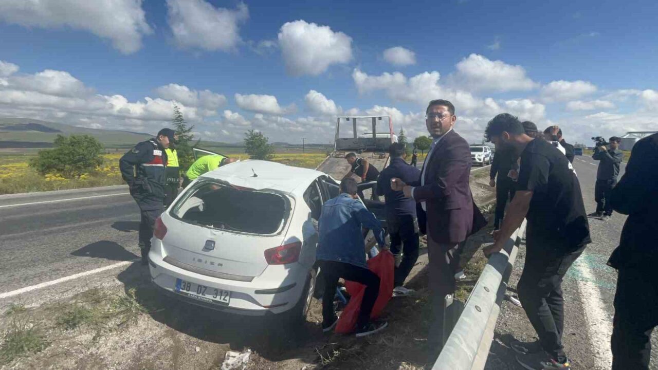 Nevşehir’de takla atan otomobil refüje devrildi: 4 kişilik aile yaralandı