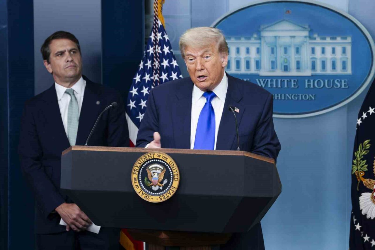 Trump: “İran uranyum zenginleştirmeye devam ederse yeniden vururuz”