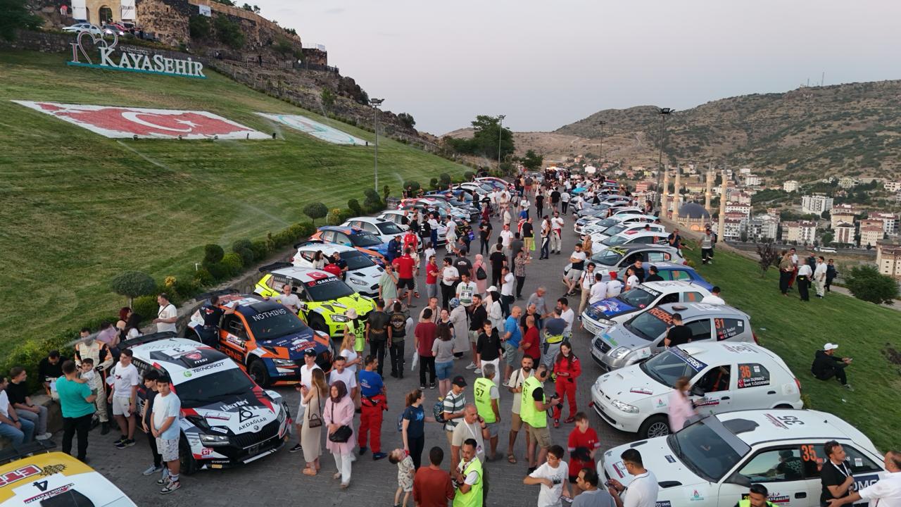 Türkiye Ralli Şampiyonası Kapadokya Yarışı’nın Seremonik Startı Verildi