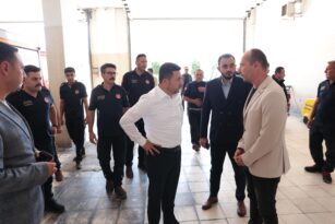 Nevşehir Belediyesi, Türkiye’nin İlk Elektrikli Araç Yangınına Özel Söndürme Sistemi Geliştirdi