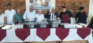 Nevşehir Öğretmenevi ve ASO Müdürlüğünde Aşure Dağıtım Etkinliği Düzenlendi