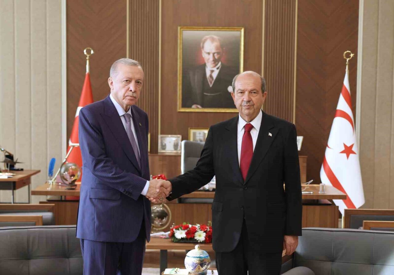Cumhurbaşkanı Erdoğan, KKTC Cumhurbaşkanı Tatar ile bir araya geldi