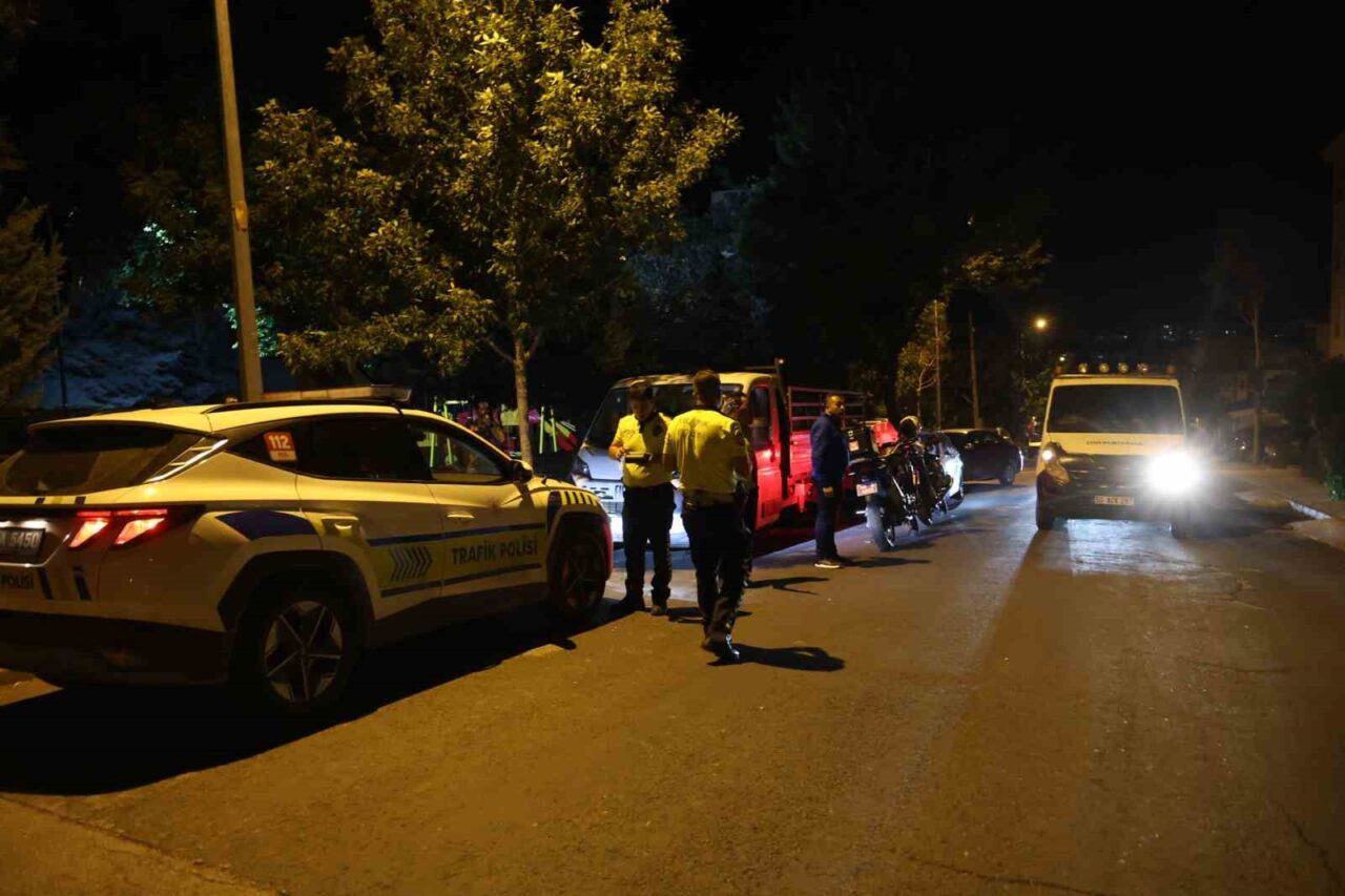 Polisin ’dur’ ihtarına uymayan sürücü önce aracıyla, sonra yaya olarak kaçtı