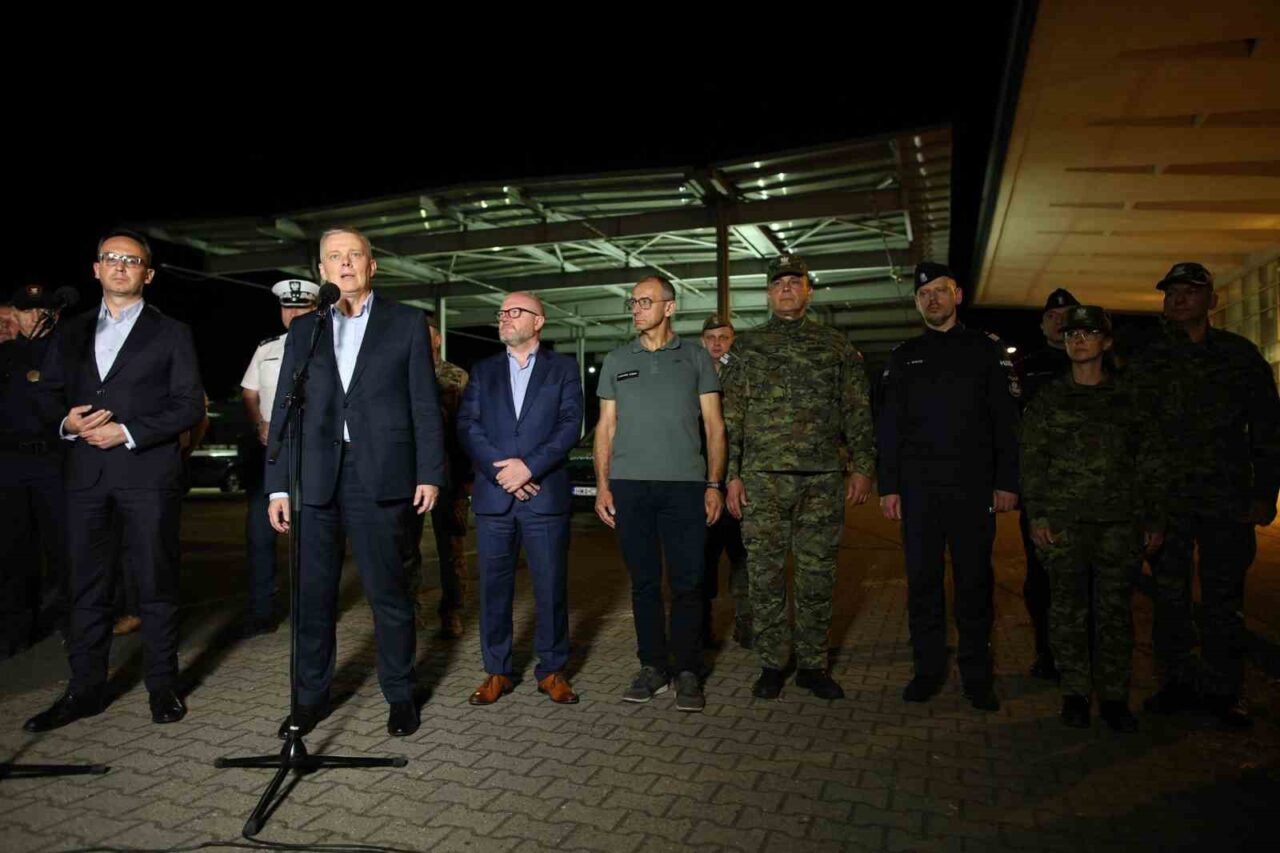 Polonya, Almanya ve Litvanya sınırında 65 noktada kontrollere başladı