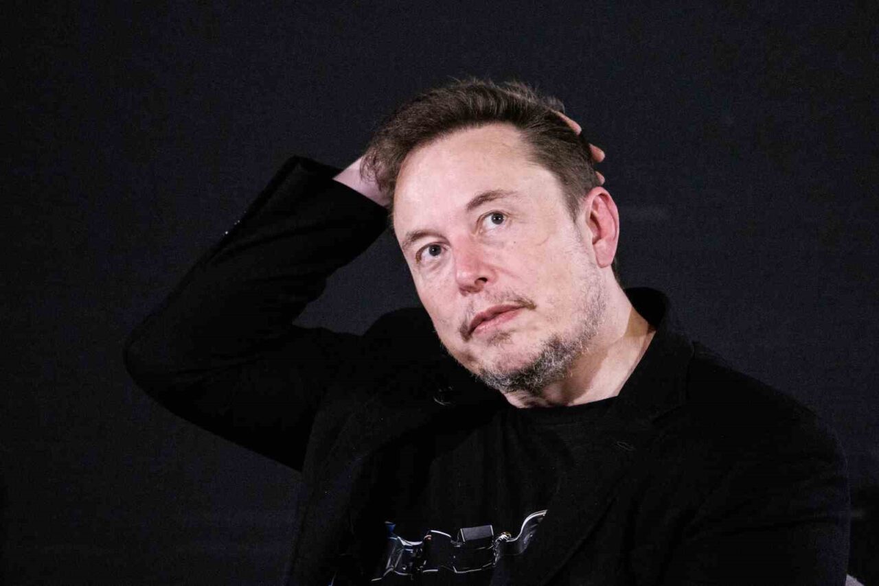 Sosyal medya platformu X’in sahibi Musk’tan “Grok” açıklaması: “Konu ele alınıyor”