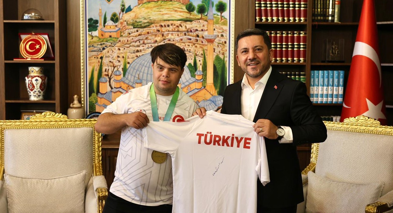 Türk Devletleri Özel Sporcular Down Sendromlular Spor Oyunları