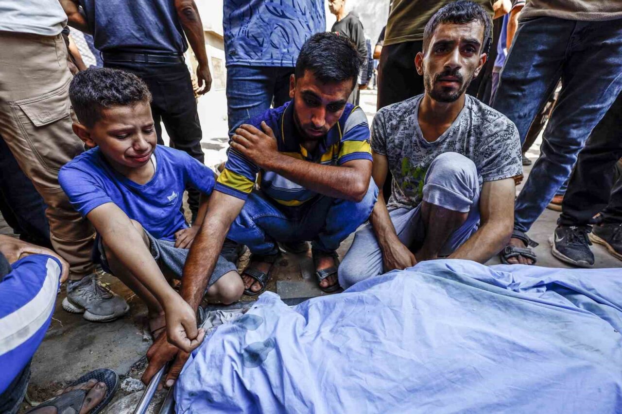 Gazze’de can kaybı 61 bin 330’a yükseldi