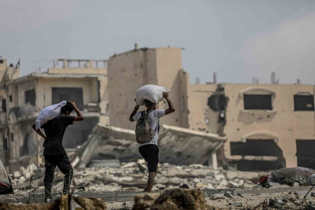 Gazze’de son 24 saatte 2’si çocuk 5 kişi açlıktan öldü