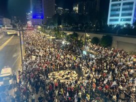 İsrail’de hükümet karşıtı gösteriler sürüyor: On binlerce kişi Netanyahu hükümetinin Gazze politikalarını protesto etti