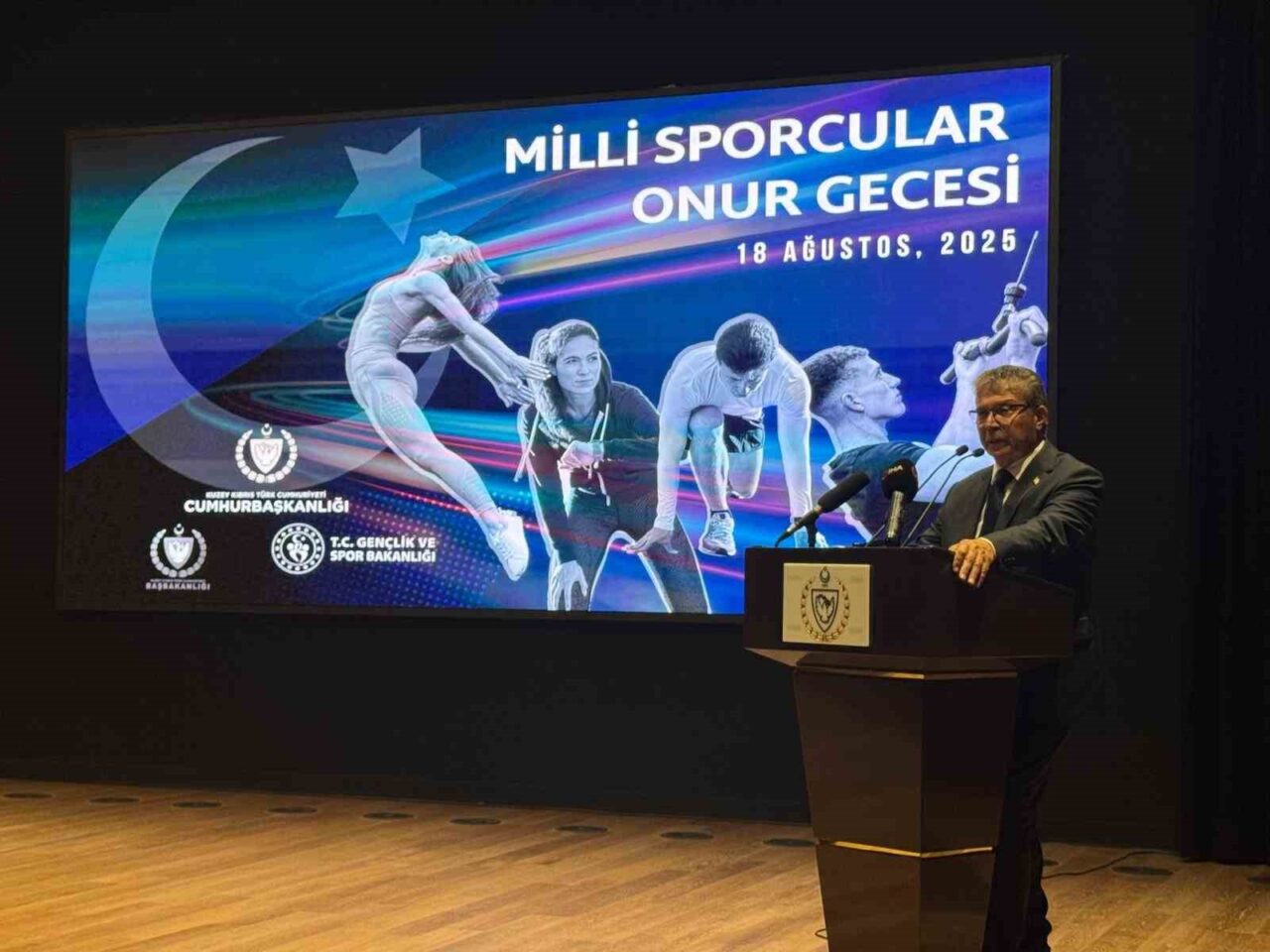 KKTC’de “Milli Sporcular Onur Gecesi” düzenlendi