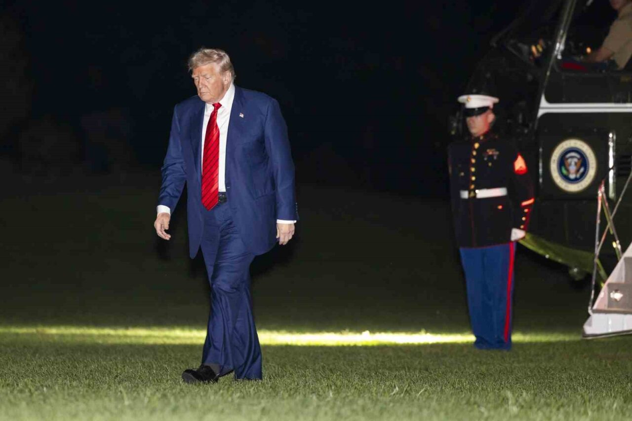 Trump: “İsrail’in saldırılarını soykırım olarak görmüyorum”