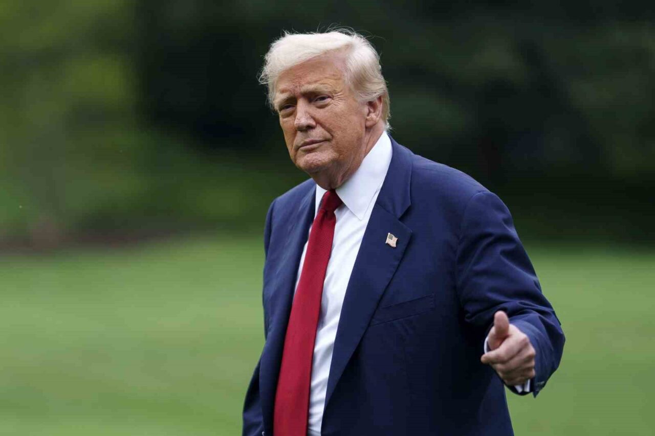 Trump’tan Hindistan’a Rus petrolü tehdidi: “Gümrük vergisini 24 saat içinde önemli ölçüde artıracağız”